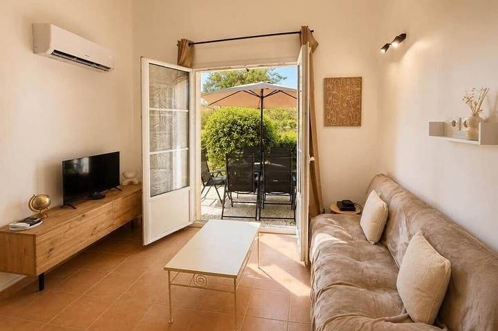 Maison de vacances pour 6 personnes, avec jacuzzi et jardin à Gallargues-le-Montueux