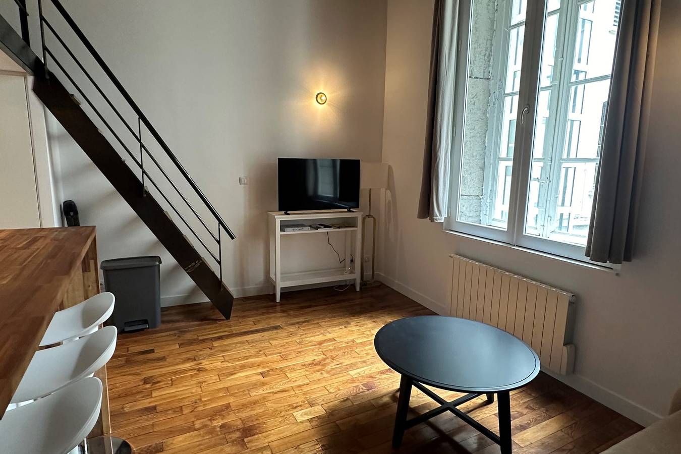 Entire apartment, Bright T3 in the 1st arrondissement in Lyon, Rhône