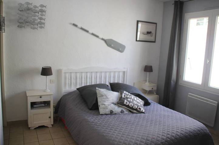 Location de vacances pour 6 personnes, avec terrasse et jardin, animaux acceptés dans Petite Plage Saint Trojan Les Bains - 2