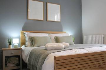 Apartment for 4 People in Cheltenham, The Cotswolds, Photo 1