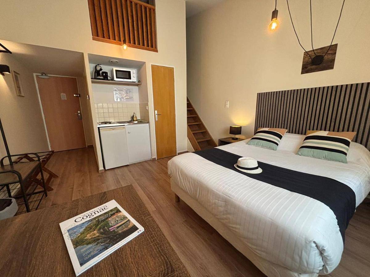 Studio - Split Level in Cognac, Charente