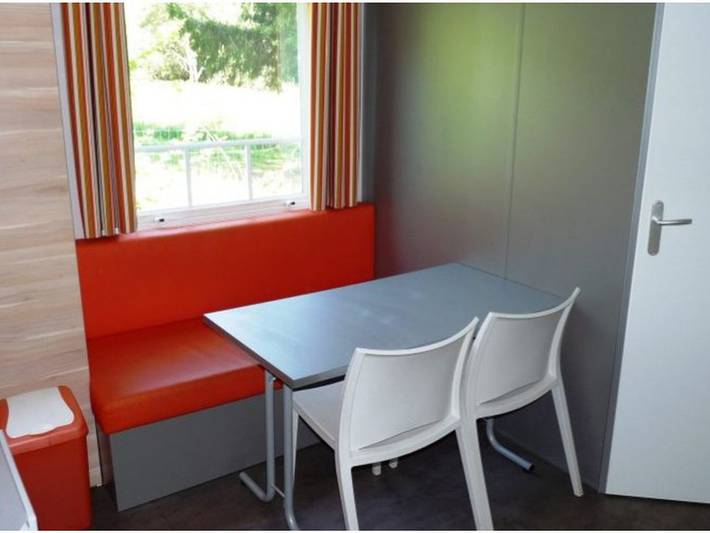 Mobil home pour 4 personnes, avec terrasse à Champagnac-le-Vieux - 3