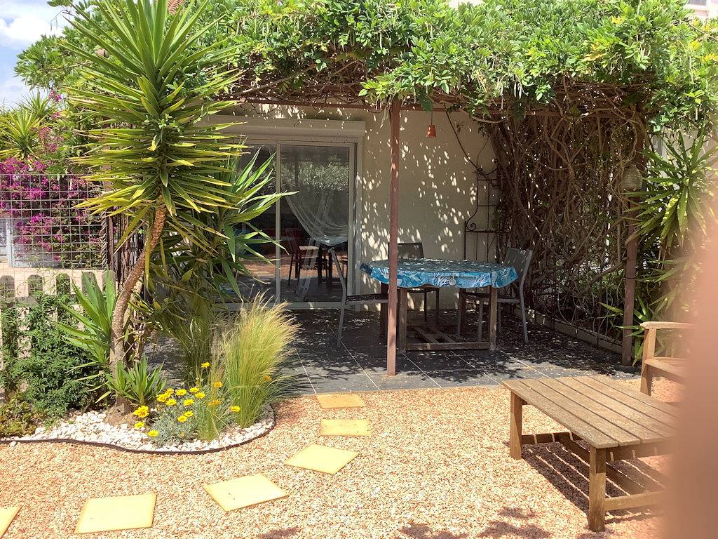 Petite maison T2 in Bormes-les-Mimosas, Région de Toulon