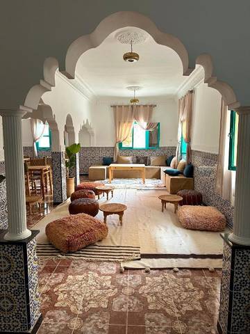 Riad pour 3 personnes, avec terrasse et vue dans Tamraght Ouzdar