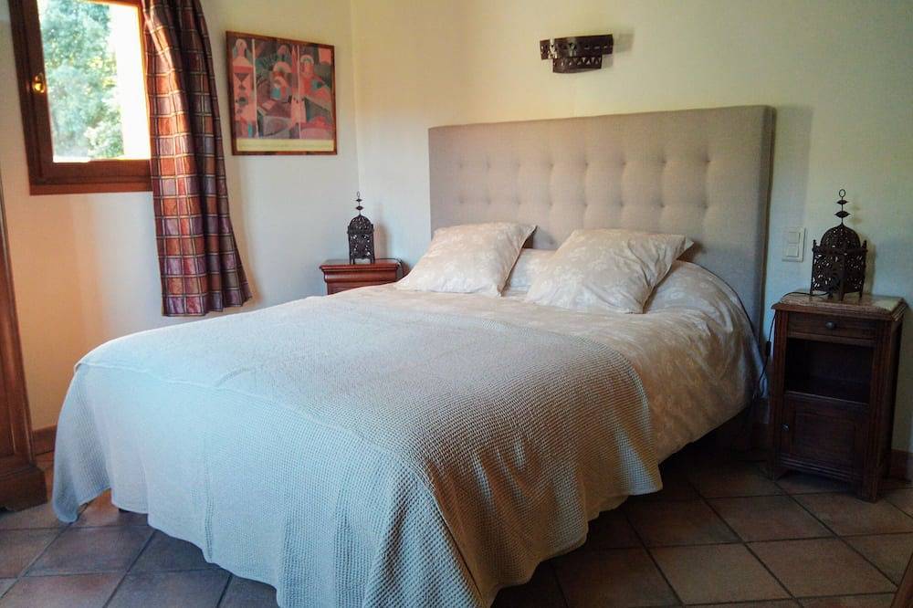 Villa und Pool in Balagne, zwischen Ebene, Meer, Gebirge, Fluss. Strand 10 mnn in Urtaca, Calvi und Umgebung