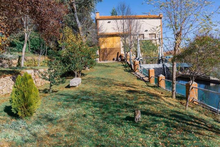 Casa rural para 15 personas, con Balcón y Terraza además de Jardín y Vistas en El Barco de Ávila - 3