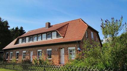 Ferienwohnung für 2 Personen, mit Garten in Stahlbrode