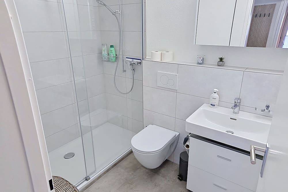 Ganze Wohnung, Gemütliche Wohnung für 4 Gäste mit  W-Lan, Tv, Balkon, Haustiere erlaubt und Panoramablick in Haag (Rheintal), Sennwald