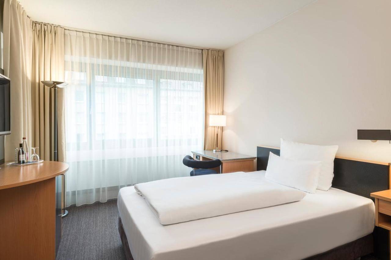 Hotel para 10 personas con sauna in Oberbilk, Düsseldorf