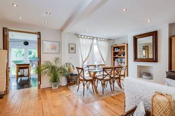 Vacation Rental for 8 Guests in Oxford, Oxfordshire, Picture 1