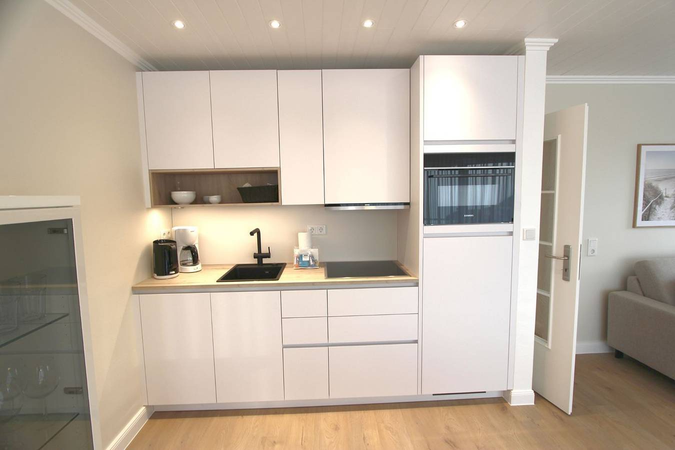 Ganze Wohnung, Schöne Drei-Zimmer Wohnung im Ober- und Dachgeschoss mit direktem Meerblick in Wenningstedt, Sylt