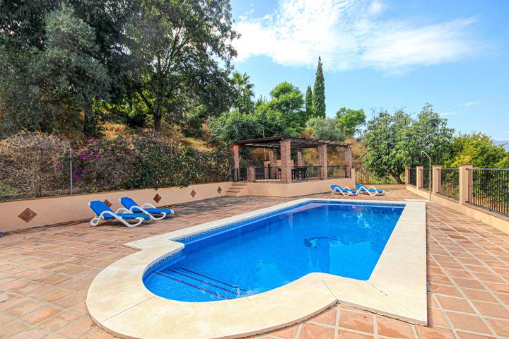 Chalet para 4 personas, con jardín y terraza - 1