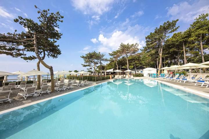 Chalet für 2 Personen, mit Pool und Ausblick sowie Terrasse in Kroatien - 2