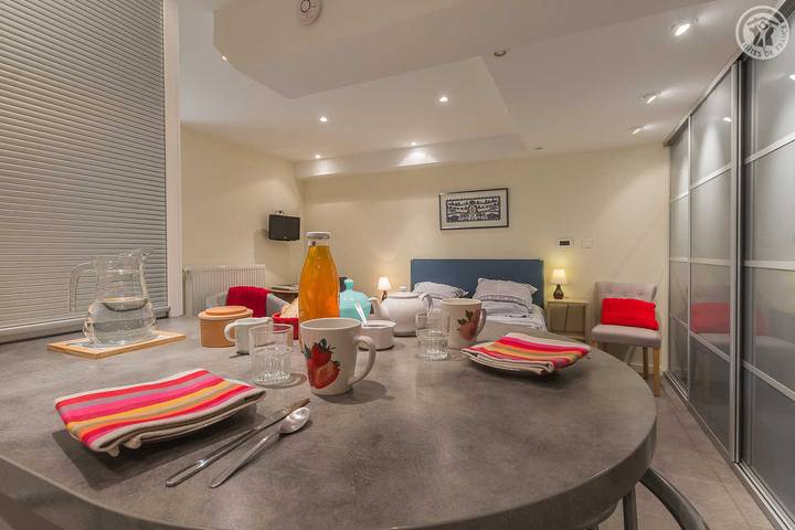 Gîte pour 2 personnes, avec jardin à Mercury - 4