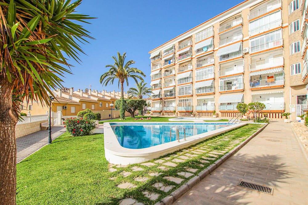 Entire apartment, Nice apartment in Arenales del Sol with swimming pool in Los Arenales del Sol, Elche