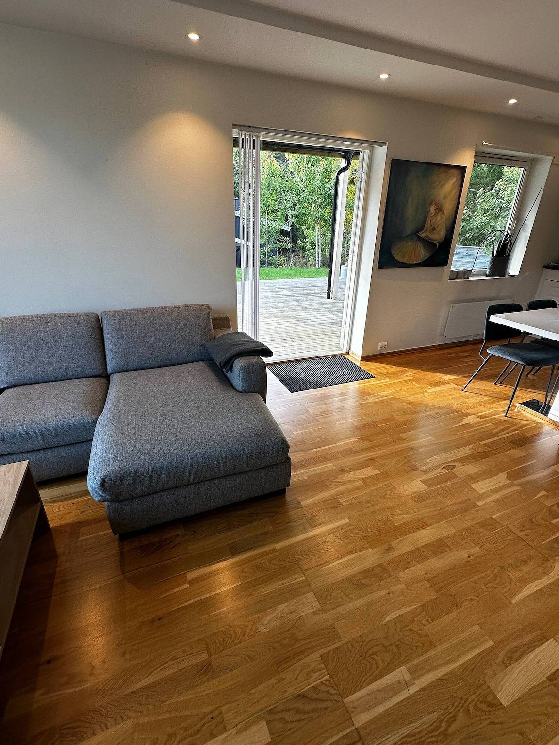 Hel lejlighed, Ferielejlighed for 6 personer in Kristiansand