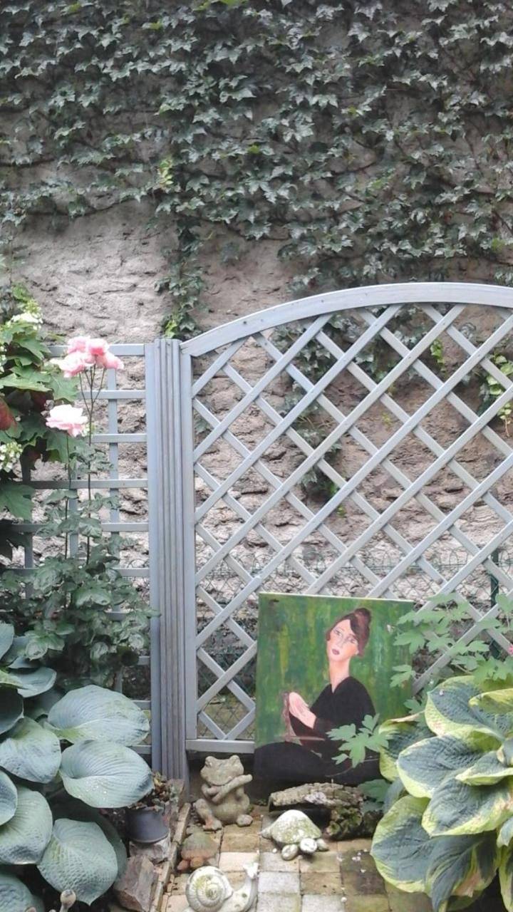 Studio with Garden View in Foix, Ariège