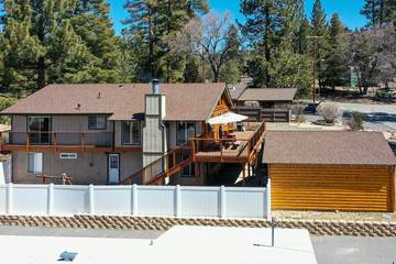 Log Cabin for 11 People in Moonridge, Big Bear Lake, Photo 1