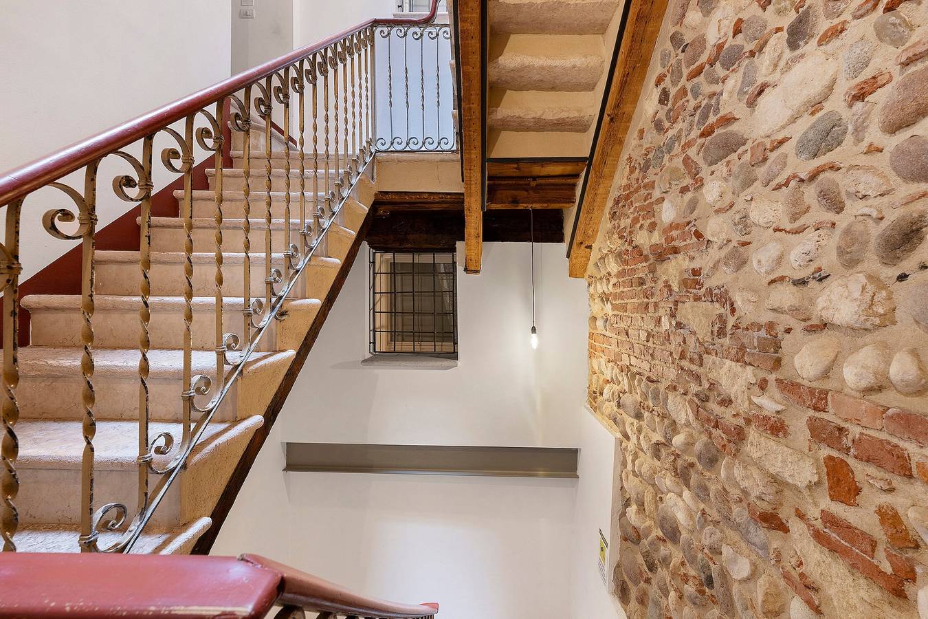 Geheel appartement, Appartement Ai Crocioni P1' met wifi en airconditioning in Centro Storico di Verona, Verona