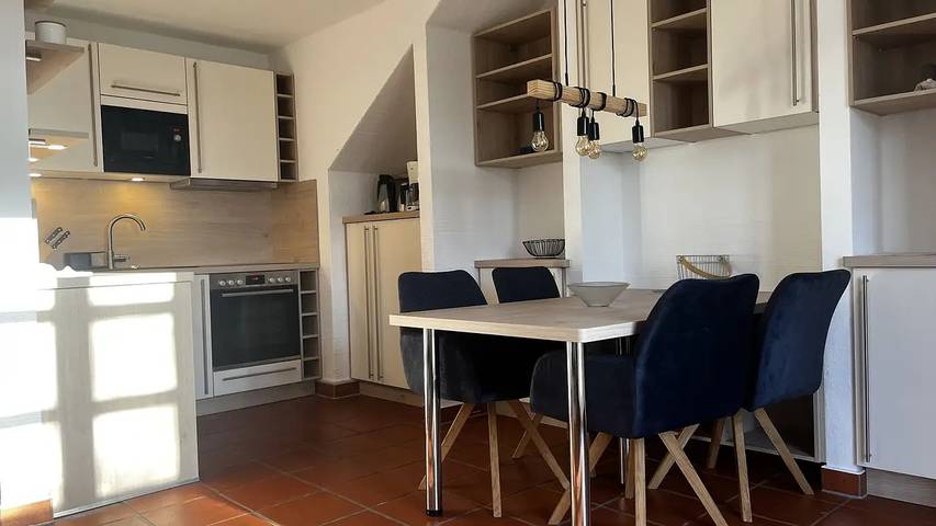 Ferienwohnung für 4 Personen, mit Terrasse und Pool sowie Garten und Sauna, mit Haustier in Altenkirchen - 2