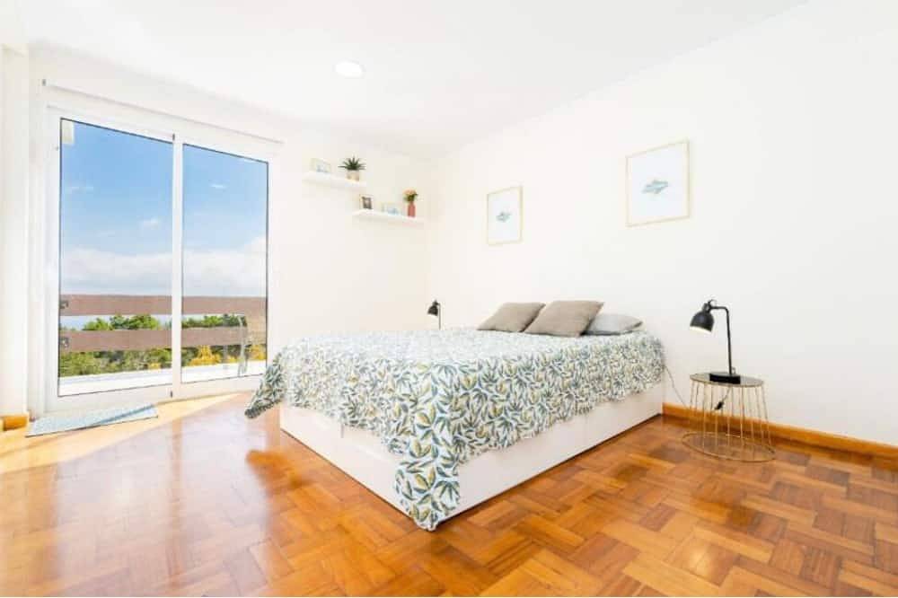 Ganze Wohnung, The Great Pearl. Ocean Views, Near Beach & Airport in Santa Cruz (Madeira), Madeira