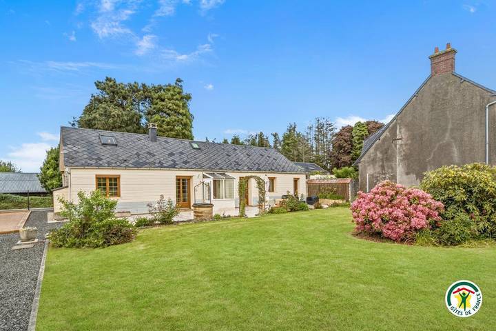 Gîte pour 6 personnes, avec terrasse et jardin, animaux acceptés à Bordeaux-Saint-Clair