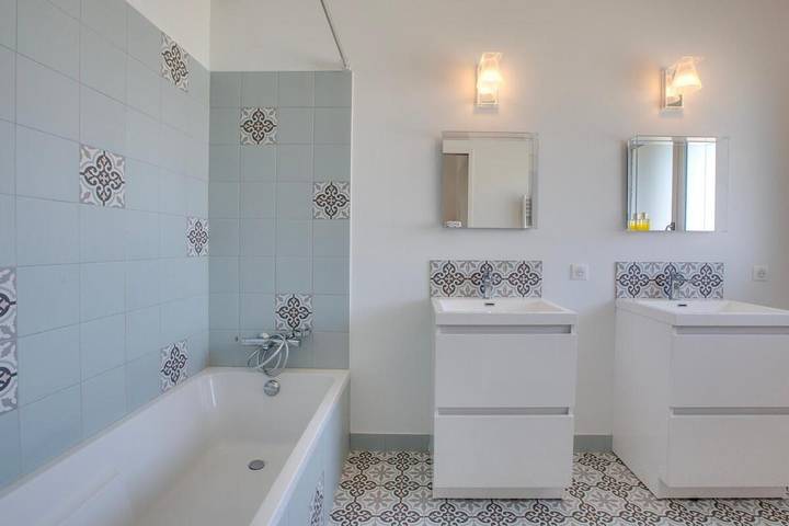 Location de vacances pour 13 personnes, avec piscine et terrasse à Angresse - 4