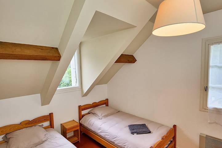 Location de vacances pour 14 personnes, avec jardin et balcon à Gèdre - 4