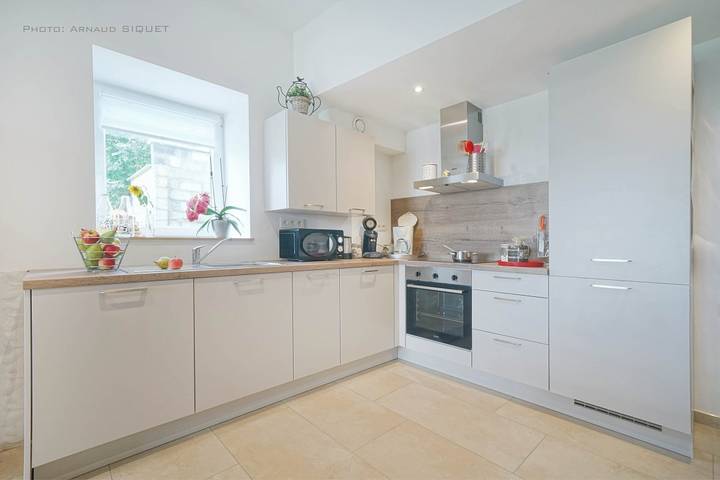 Gîte pour 9 personnes, avec jardin et terrasse, animaux acceptés à Onhaye - 4