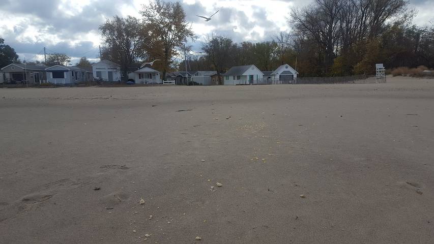 Vacation house for 8 people, with terrace and yard in Lake Erie