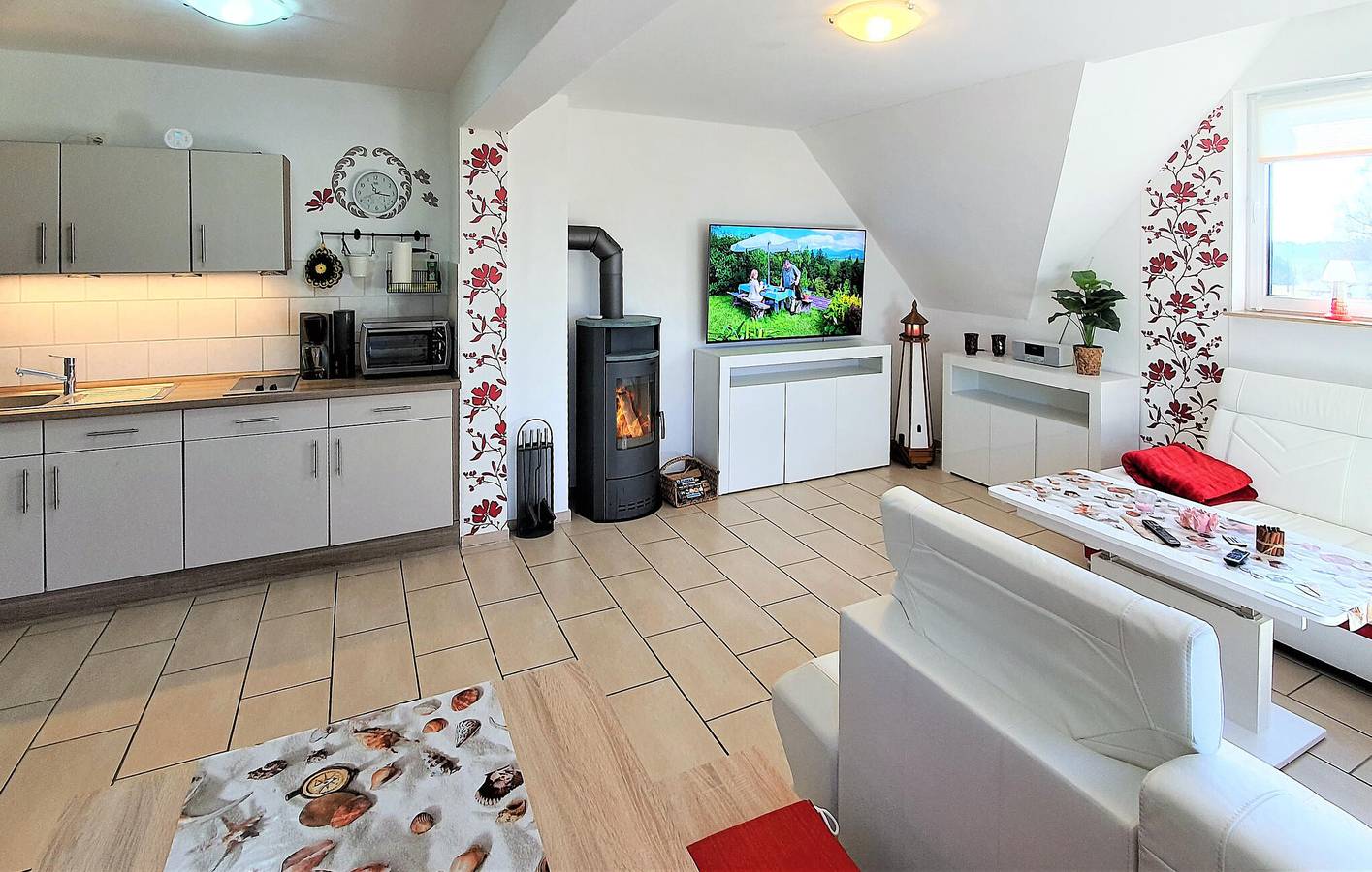 Ganze Ferienwohnung, Gemütliches Apartment mit Terrasse und Parkplatz, in der Nähe von Strand und Restaurants in Neppermin, Benz