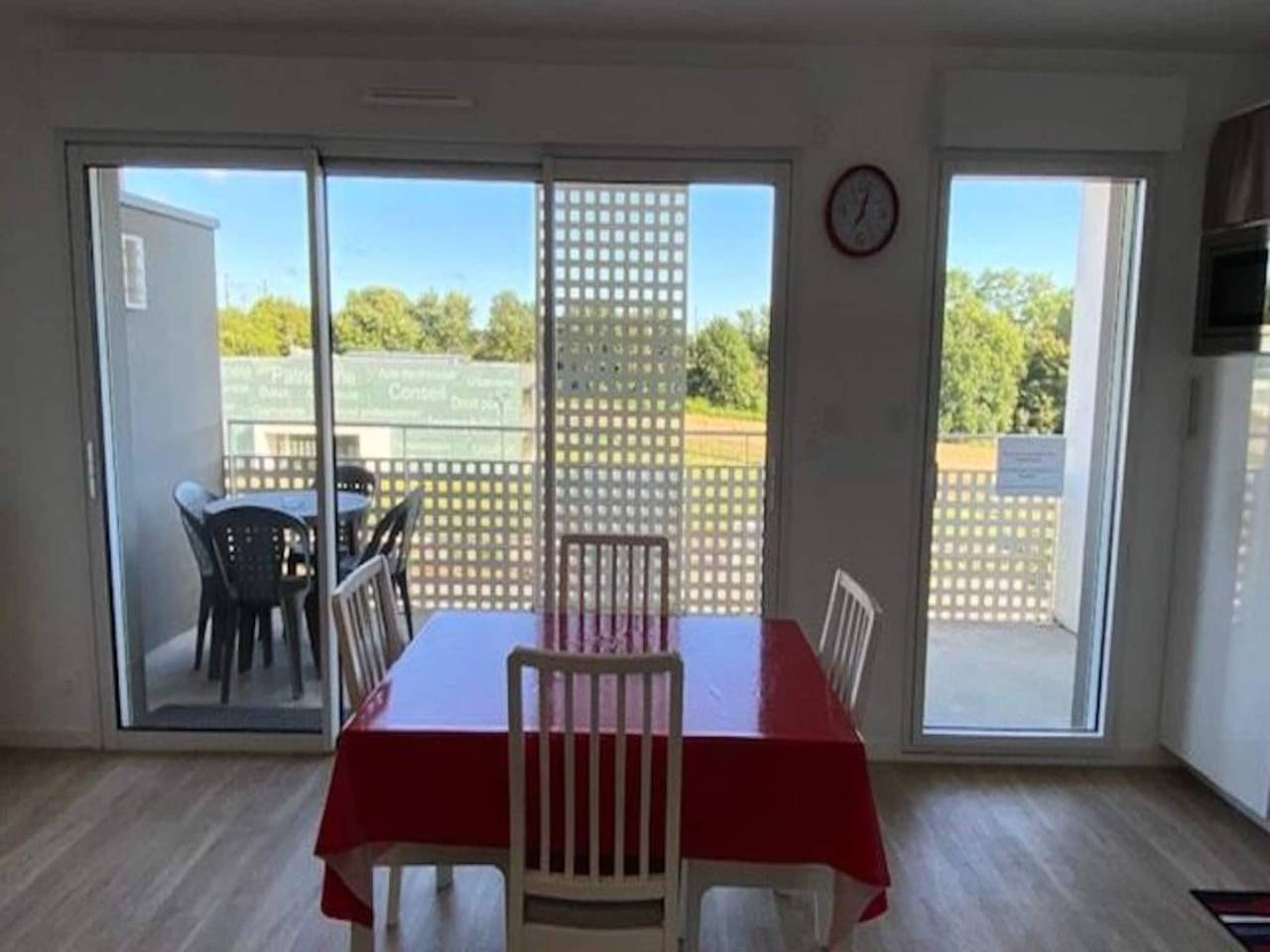 Entire apartment, Residence Les Orientales in Hennebont, Côte des Mégalithes