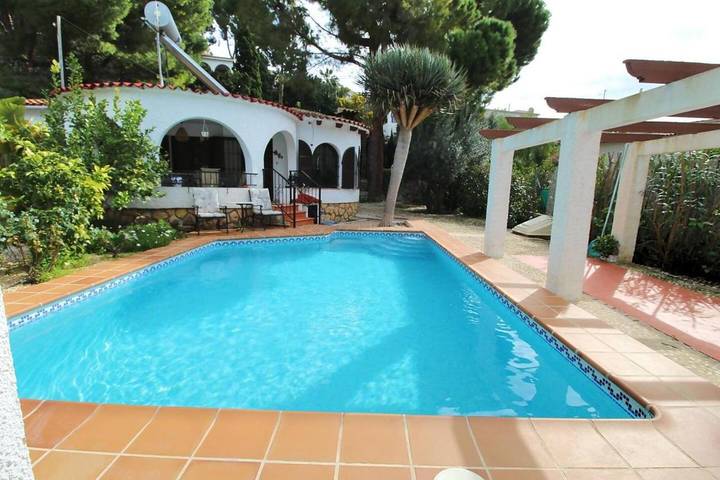 Ferienhaus für 6 Personen, mit Pool und Balkon sowie Garten in Altea - 2