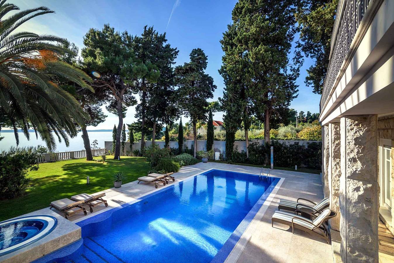 Exclusive Seafront Villa | 5 Bedrooms | Villa Mestro | Outdoor Pool & Magical Sea Views | Split in Split, Split-Dalmatia