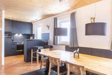 Ferienhaus für 6 Personen, mit Sauna und Balkon sowie Garten in Annaberg-Lungötz