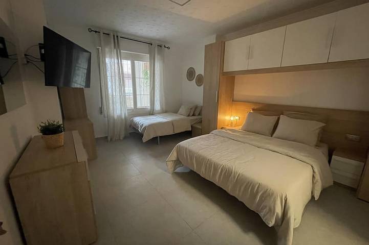 Appartement entier, Grand appartement familial moderne à Torrevieja, Espagne in Torrevieja Centre, Torrevieja