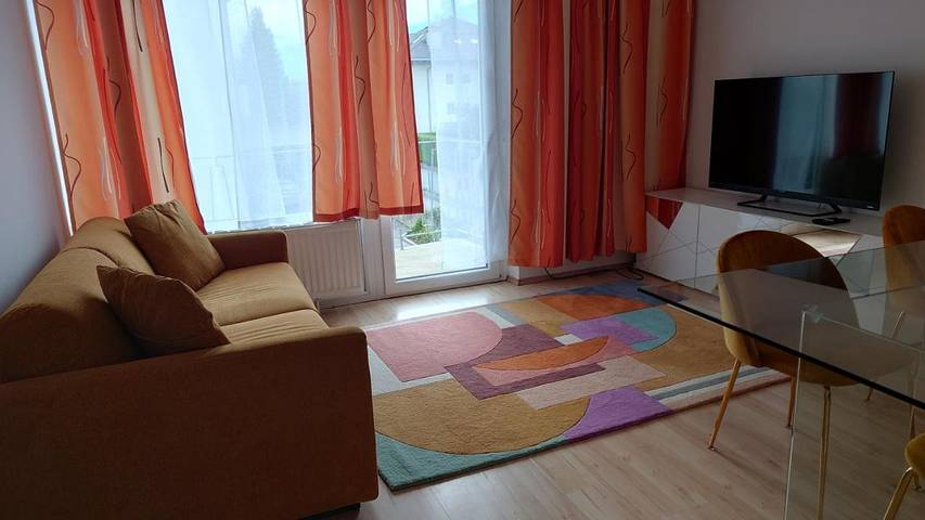 Gîte pour 7 personnes, avec Balcon ainsi que Jardin et Vue à Hall in Tirol