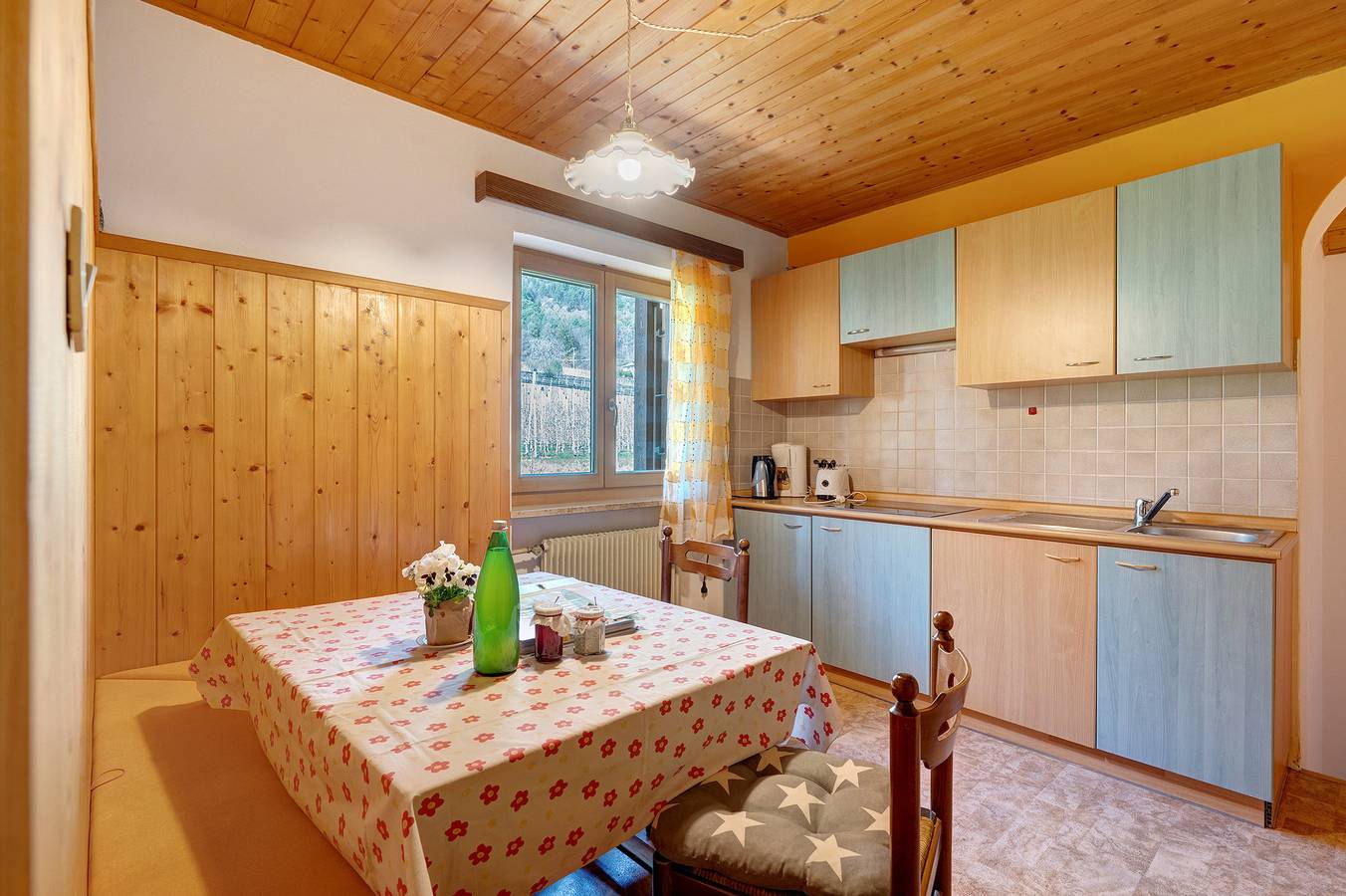 Ganze Wohnung, Ferienwohnung 'Theresa' mit Bergblick, Gemeinschaftsgarten und Wi-Fi in Perdonig, Eppan an der Weinstraße