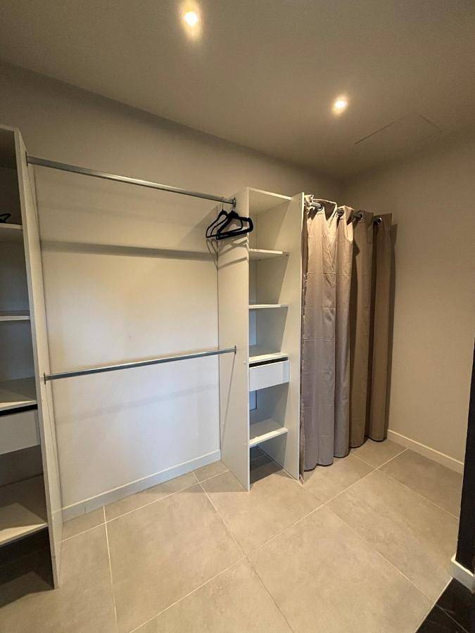 Location de vacances pour 10 personnes, avec terrasse et piscine à Ouchamps - 4