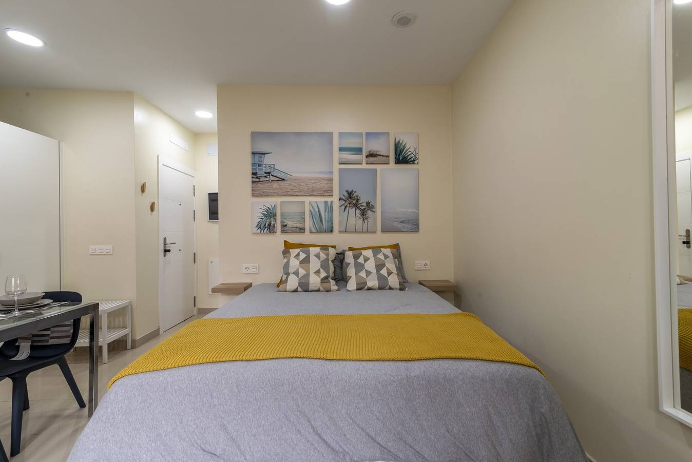 Entire studio, 03D Livian Suites Ext 2 pax in Las Palmas de Gran Canaria Centre, Las Palmas de Gran Canaria