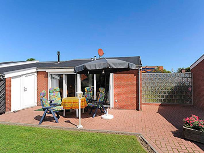 Ferienhaus für 4 Personen, mit Terrasse und Garten, kinderfreundlich in Neuharlingersiel