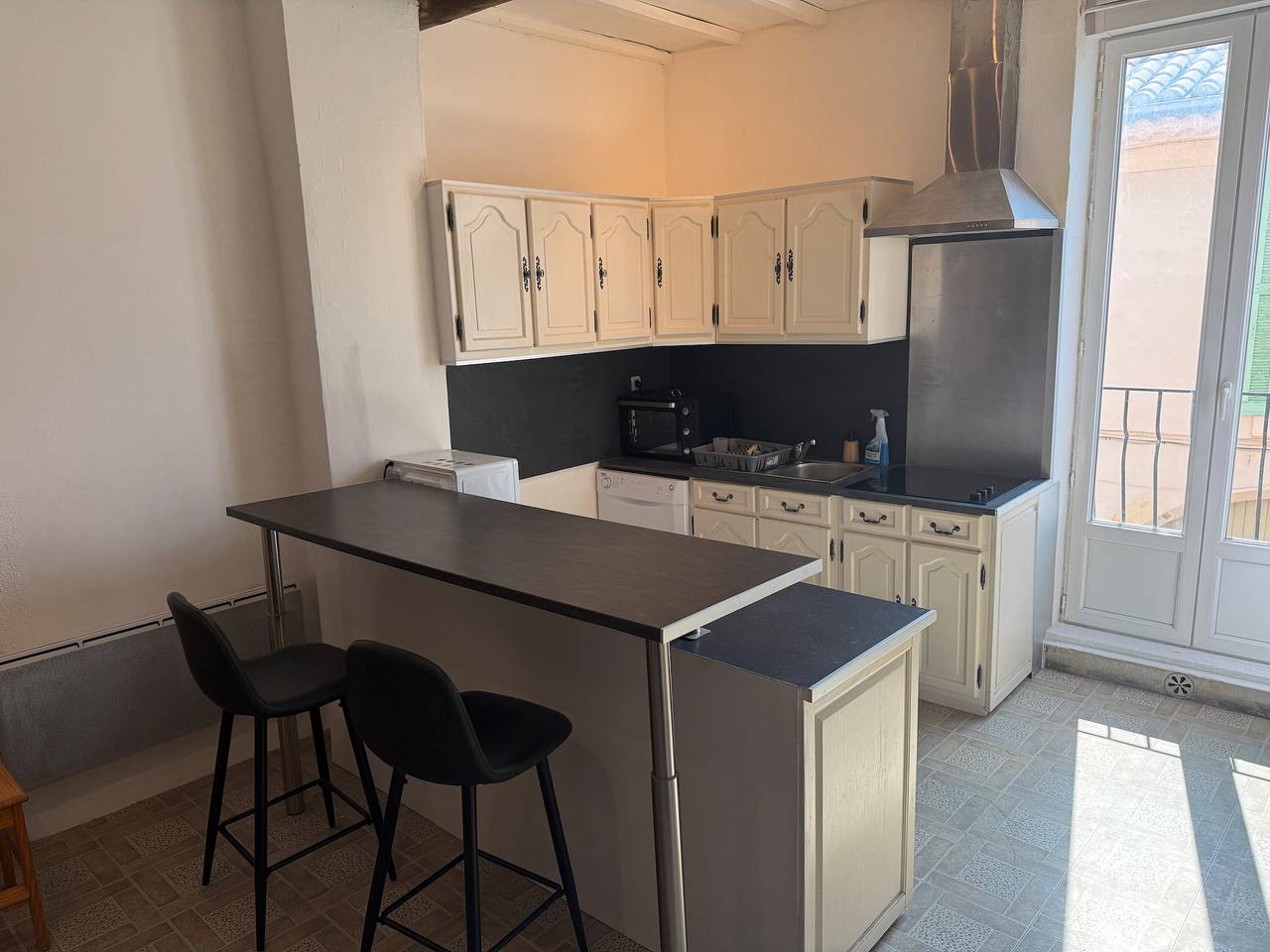 Ganze Wohnung, Appartement nur 5 Minuten von den Arenen entfernt in Nîmes, Nimes und Umgebung