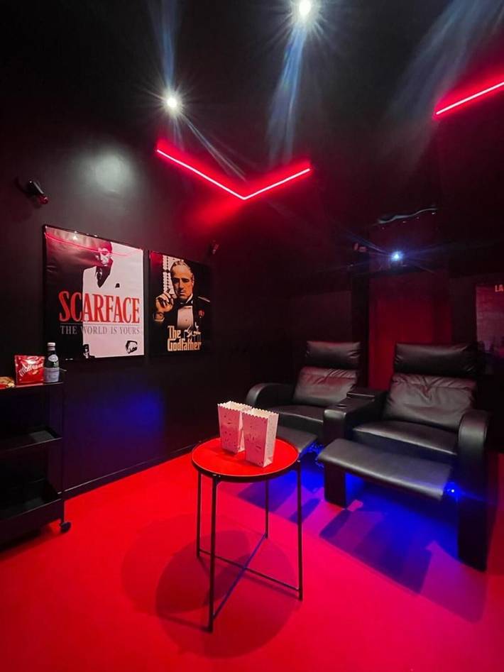 La Casa de Lové, Suite appartement privée avec jacuzzi in Melun, Seine-et-Marne