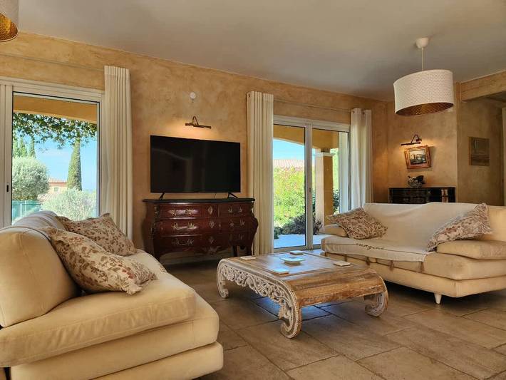 Carcassonne Villa: Pool, Garden & A/C! in Carcassonne, Carcassonne region