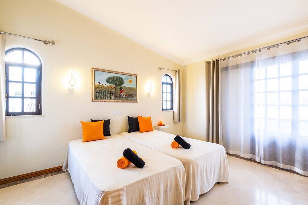 Charming Villa with Heatable Pool and Bbq in Albufeira, Faro District
