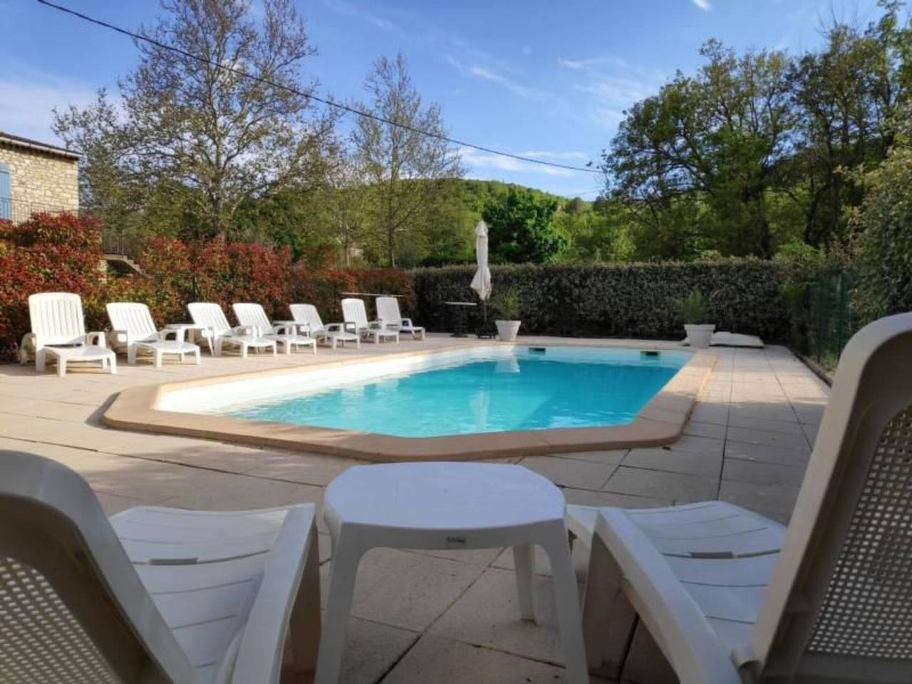 Schöne provenzalische Villa Les Carlets mit Pool in Saignon, Regionaler Naturpark Luberon