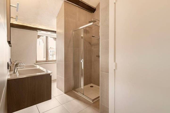 Room N°4 / City Center Charming Attic Suite in Bruges, Provincia delle Fiandre Occidentali