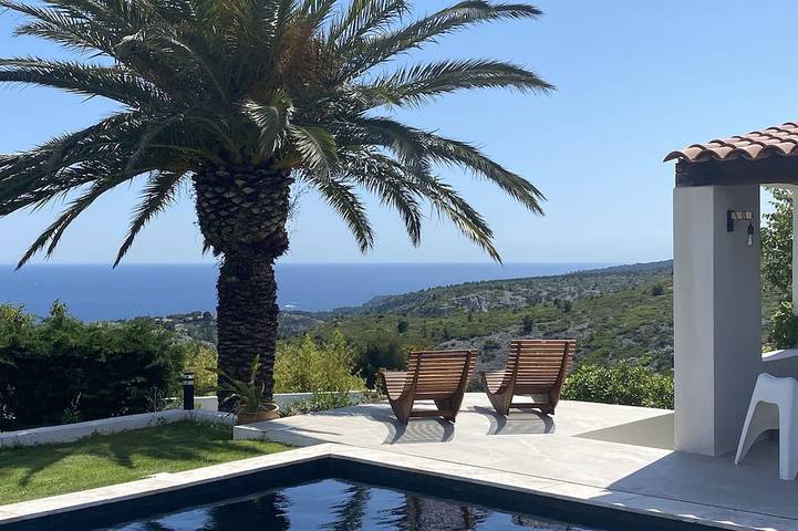 Holiday rental for 8 people, with terrace and garden, with pets in Cassis