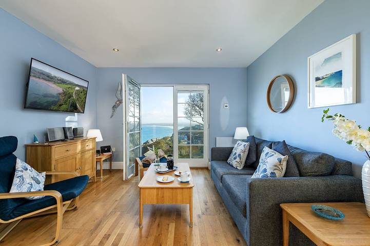 Apartment for 2 people, with garden, with pets in Carbis Bay
