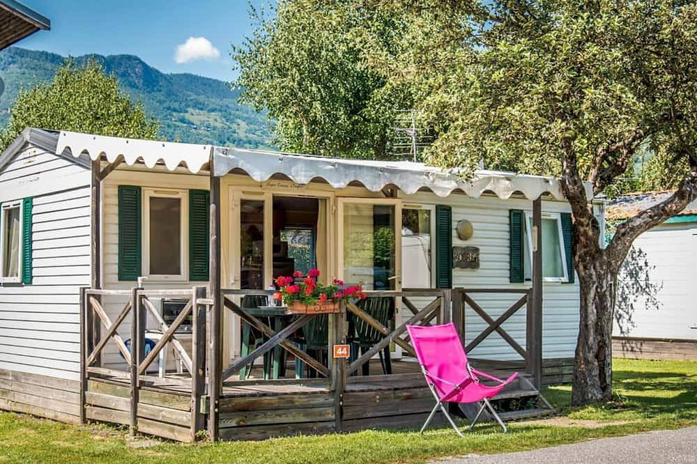 Mobil-home avec terrasse - 4 pers. in Aigueblanche, Massif de la Vanoise